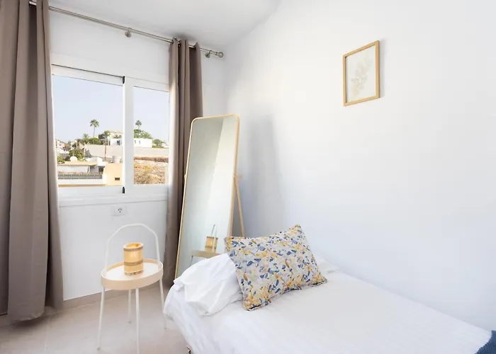 Home2book Atlantic View Cristianos